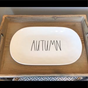 Last chance!! Rae Dunn autumn platter